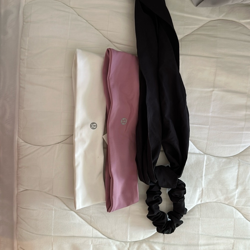 Lululemon hair accessories